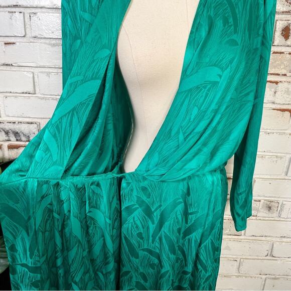 Vintage 80s Lauren Alexander Petites Plunge Silk Green Wrap Midi Dress 12 - Picture 10 of 11